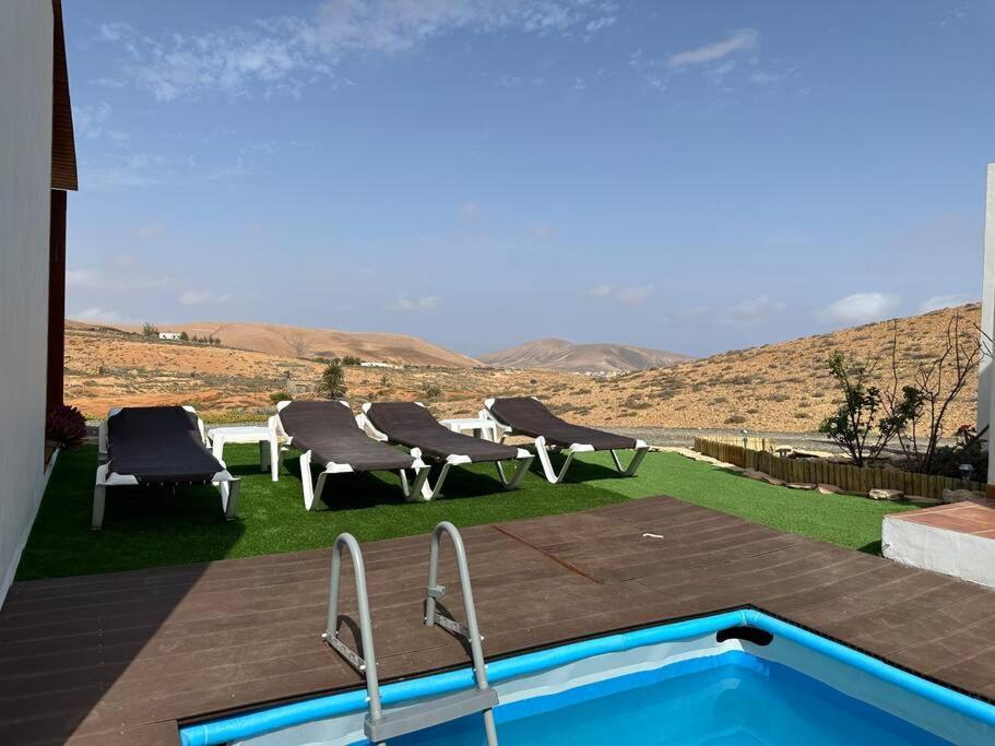 Private Villa With Pool In The Mountains Pajara  ภายนอก รูปภาพ